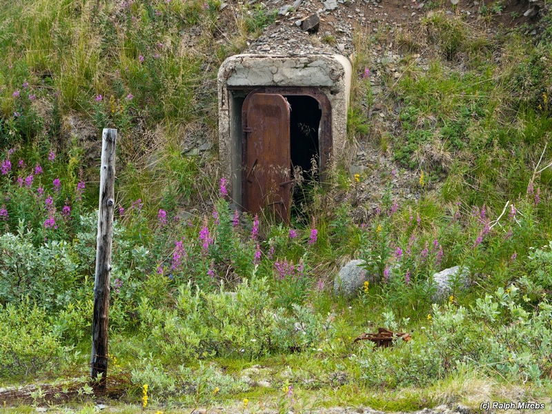 Illustration for article titled This Island Holds the Decaying Remains of the Soviet Nuclear Fleet